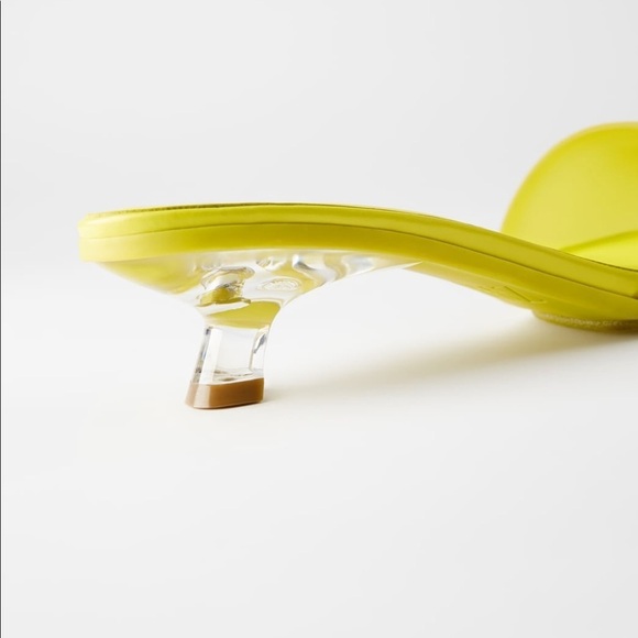 ZARA BNWT Rubber Kitten Heel Sandals - Picture 5 of 7